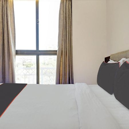 Отель Super Townhouse Poona Royal Pimpri-Chinchwad Экстерьер фото